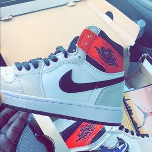 Nike Air Jordan 1’s OG SMOKE GREY